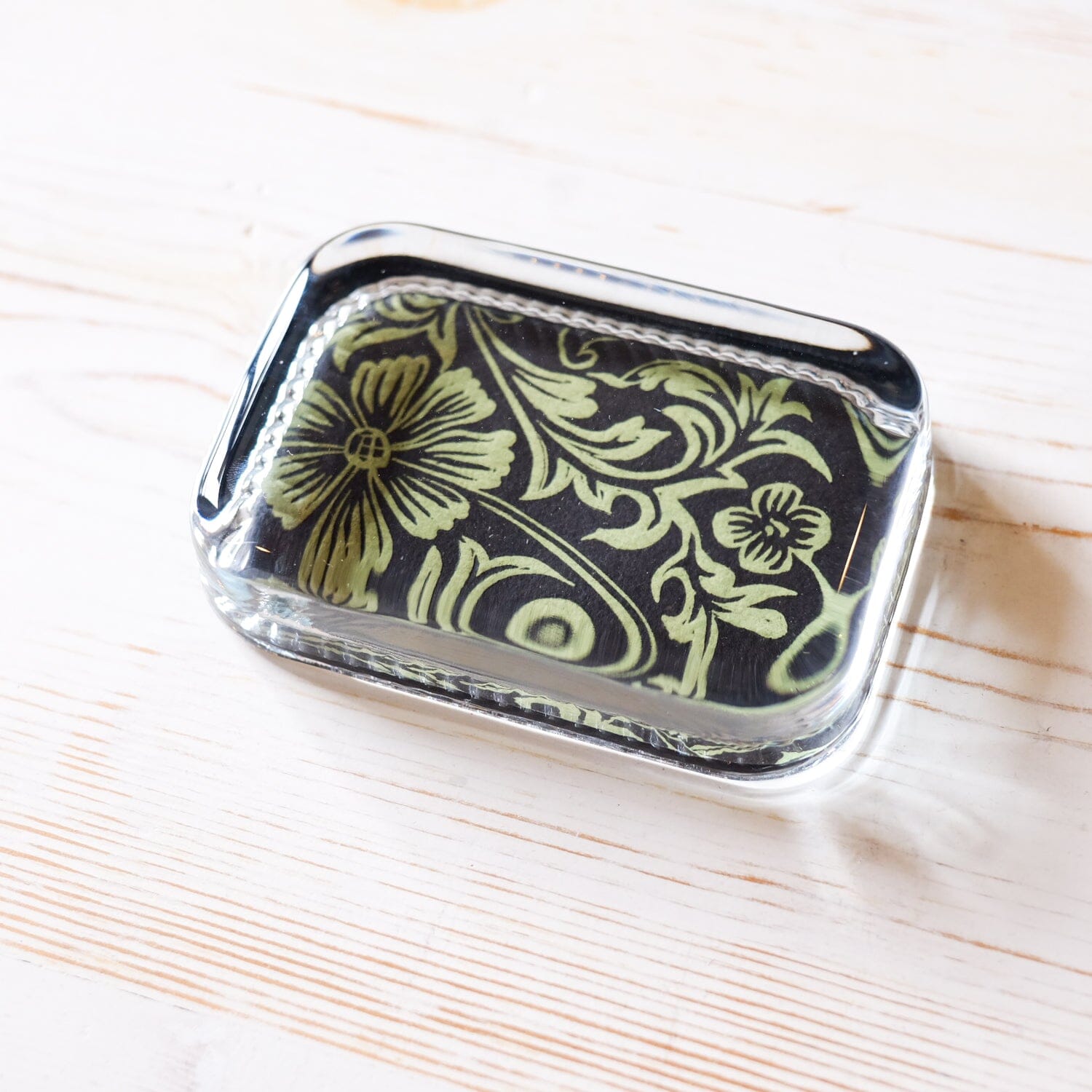 Glass Paperweight - Heirloom Rectangle paperweight Papillon Press Black and Green Bouquet 